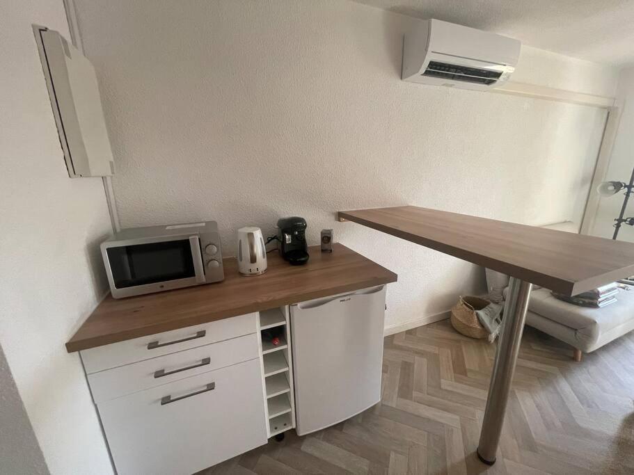 Appartement Cap D'Agde Dans Residence Avec Piscine Екстериор снимка