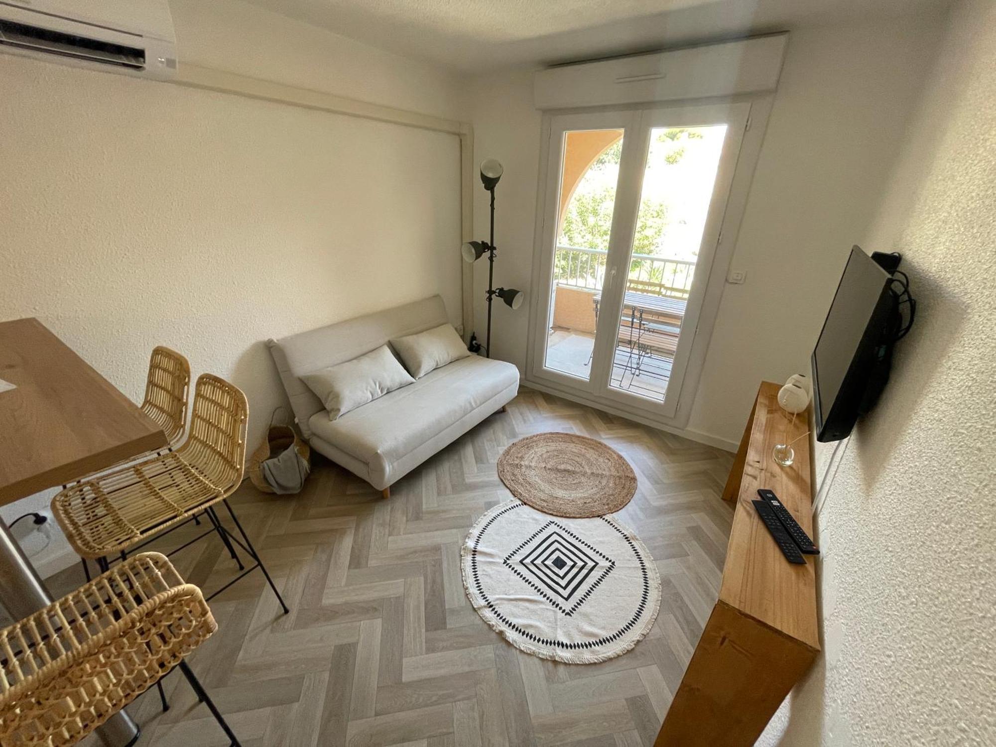 Appartement Cap D'Agde Dans Residence Avec Piscine Екстериор снимка